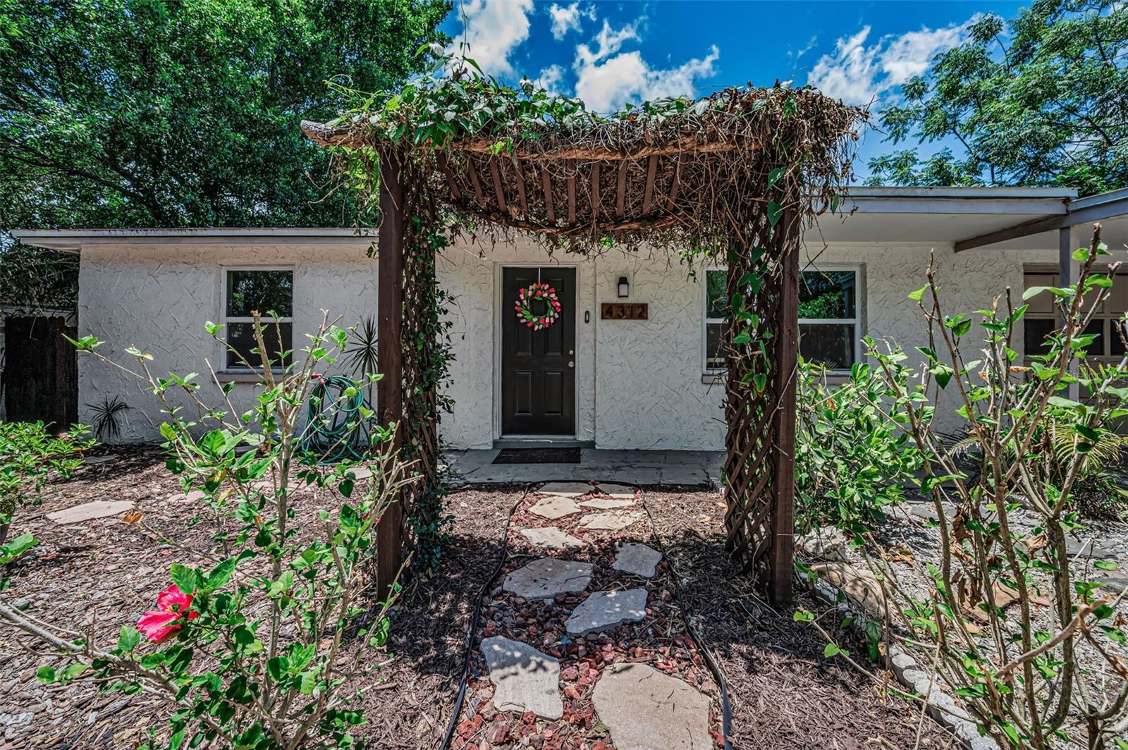 BEACON SQUARE - Residential