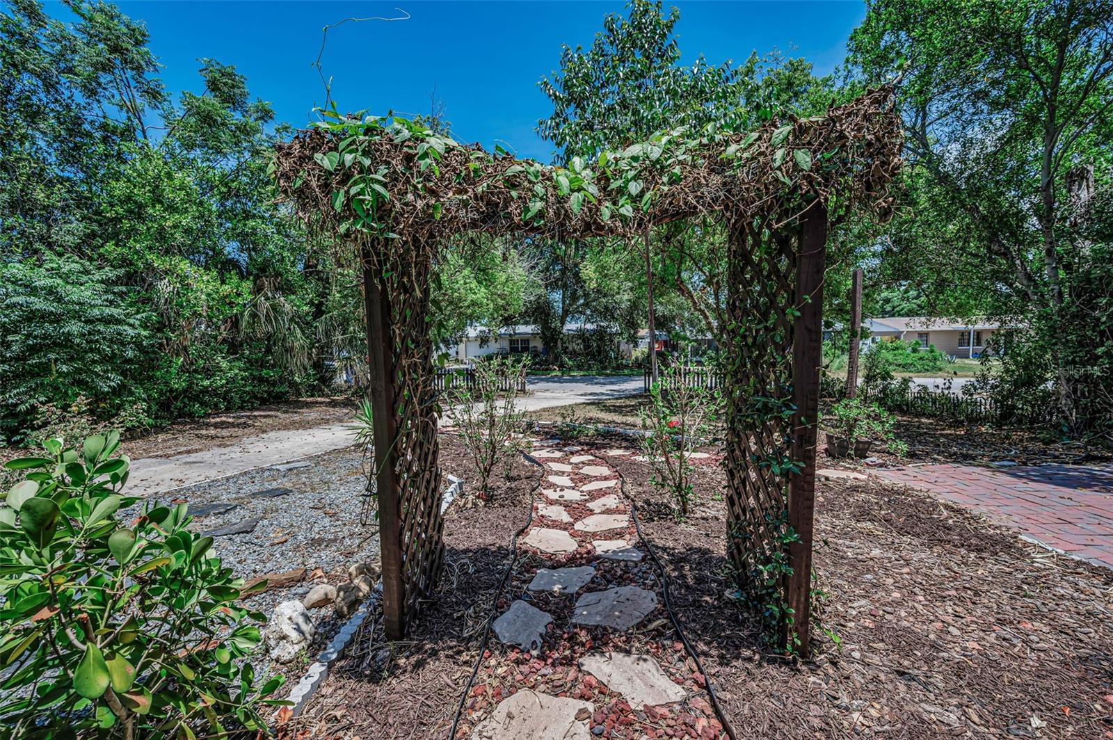 BEACON SQUARE - Residential