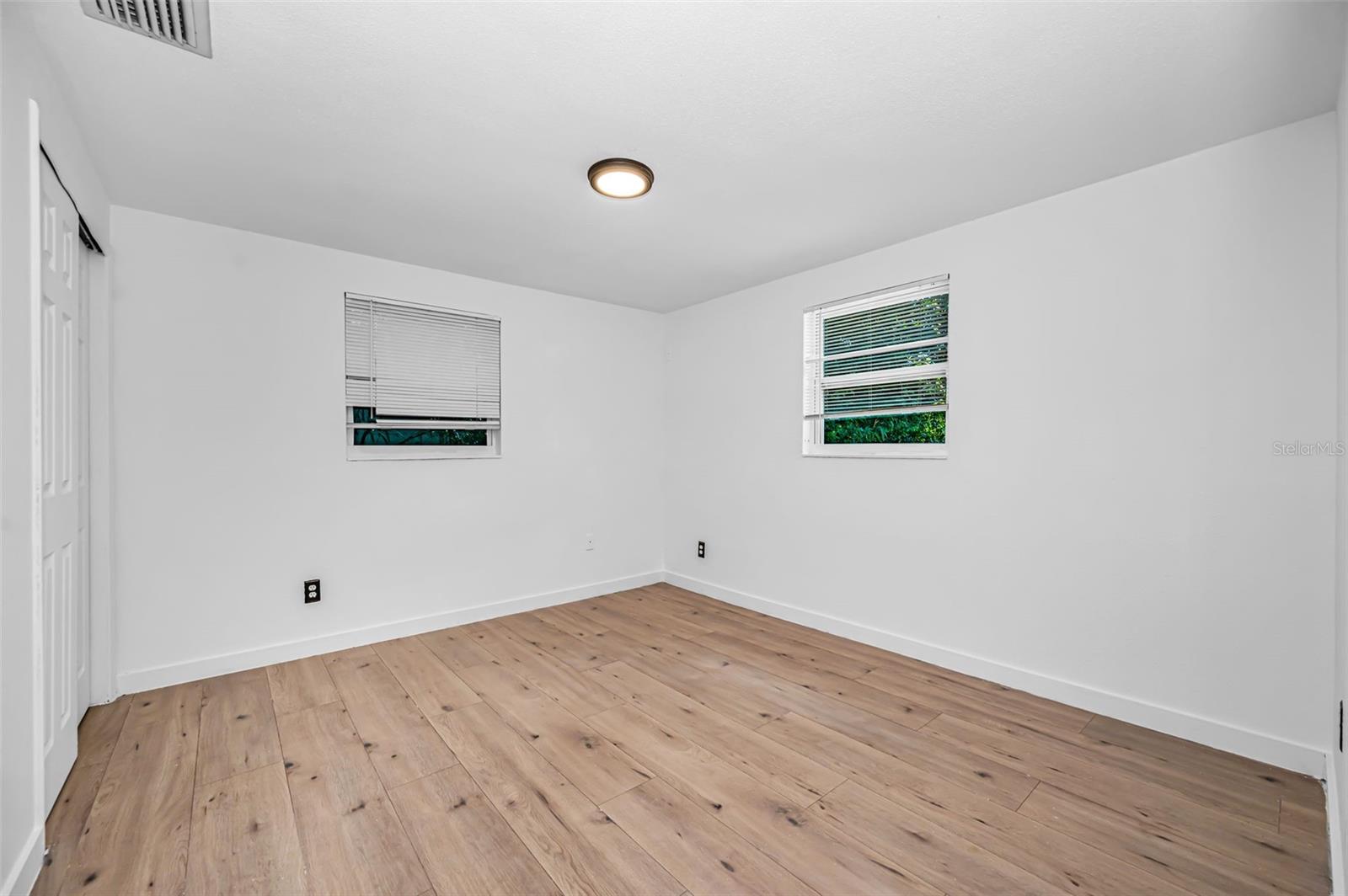BEACON SQUARE - Residential
