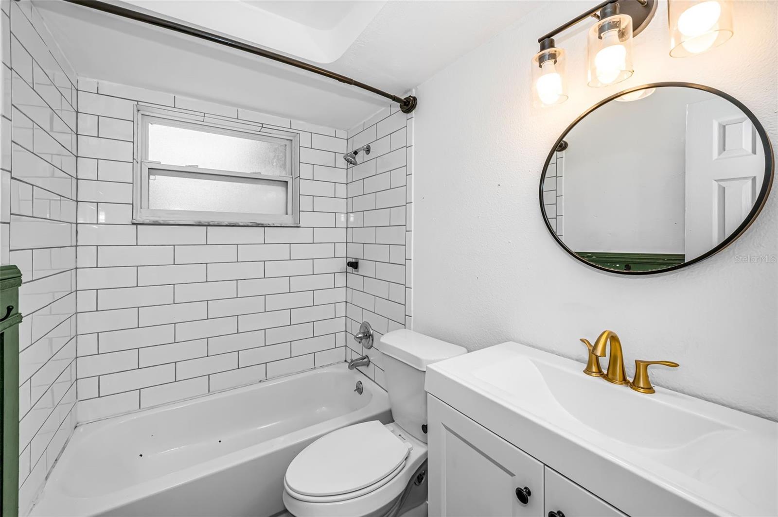 BEACON SQUARE - Residential