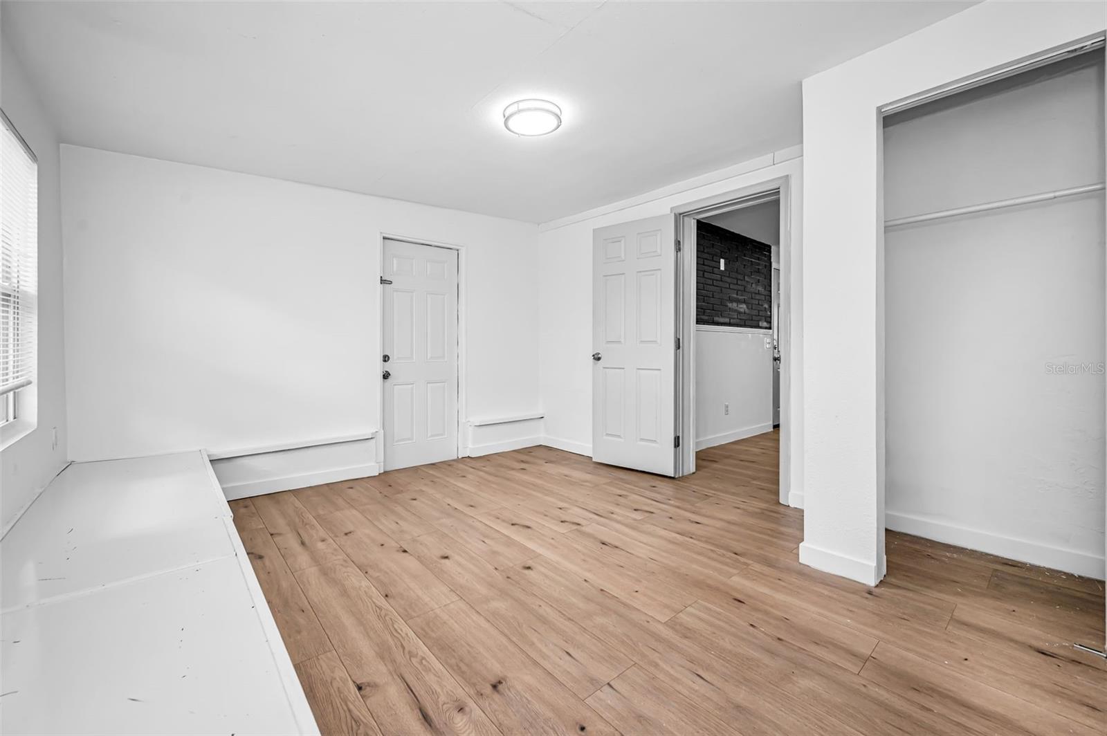 BEACON SQUARE - Residential