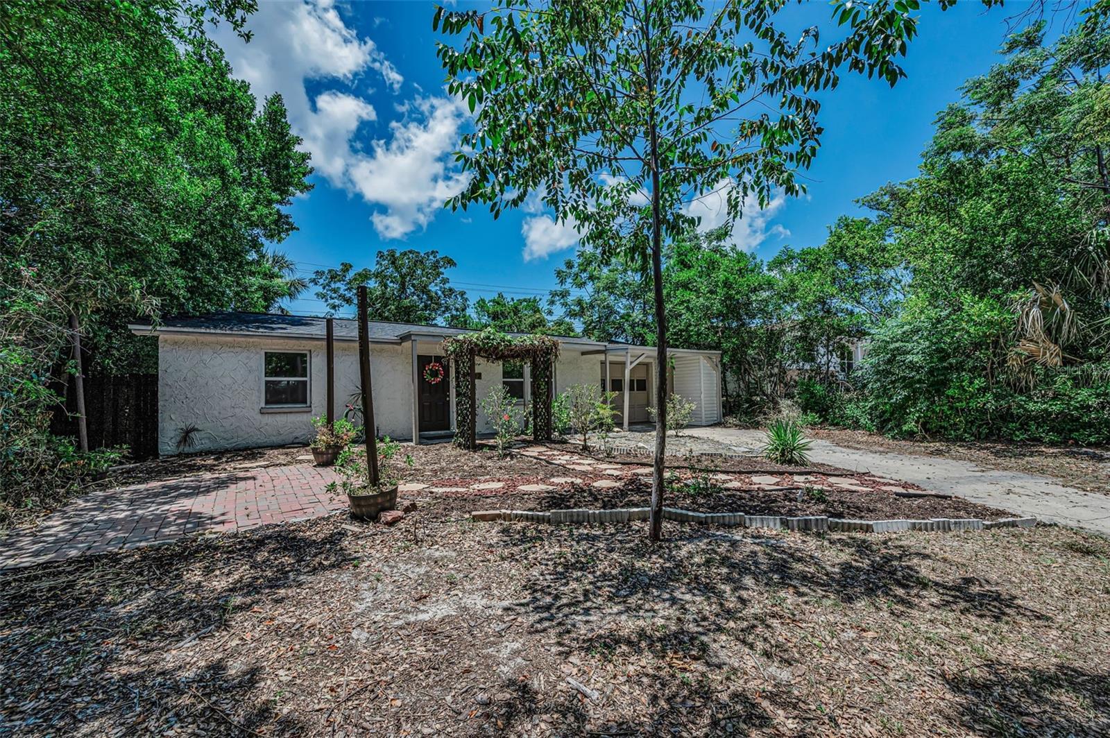 BEACON SQUARE - Residential