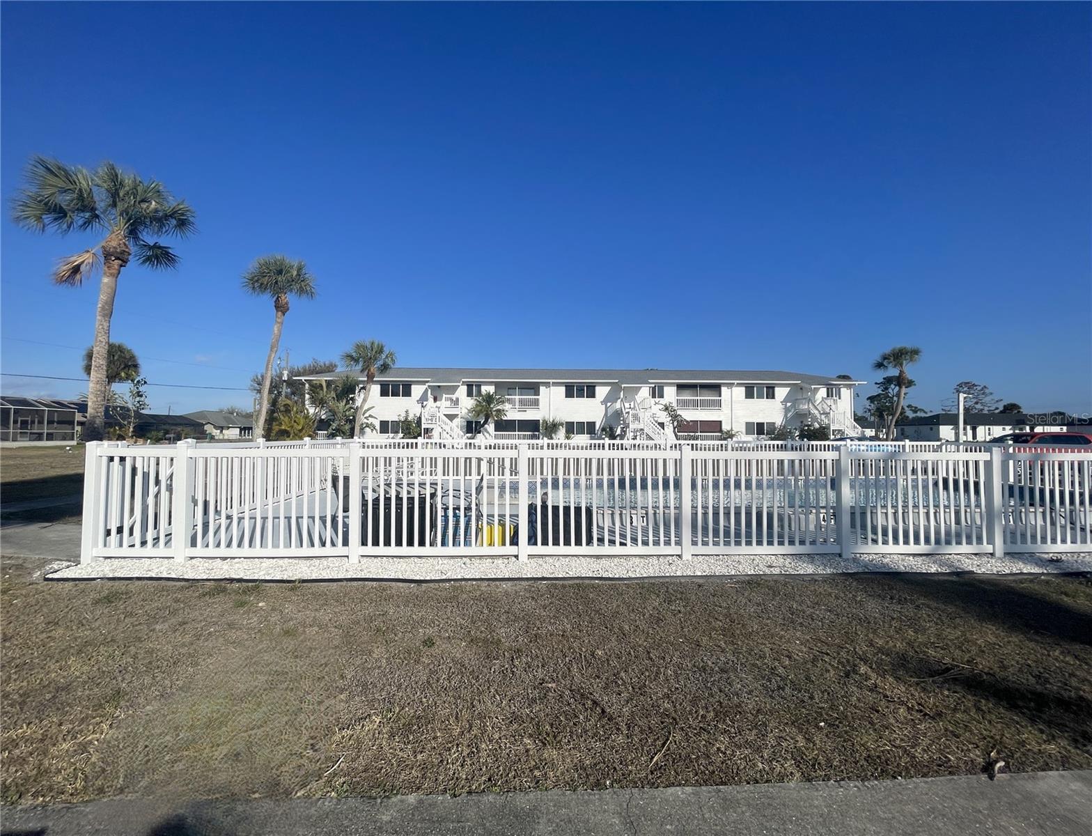 CHATHAM PH 01 - Residential