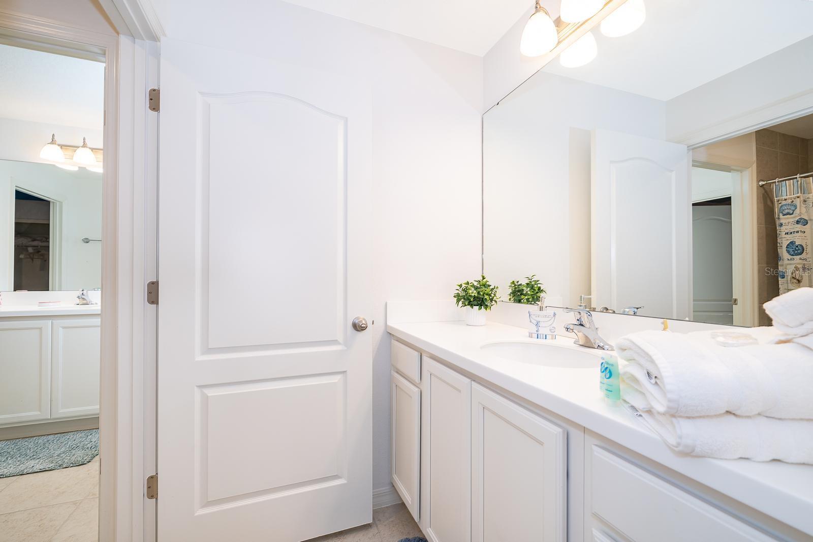 FESTIVAL PH 3 - Residential Lease