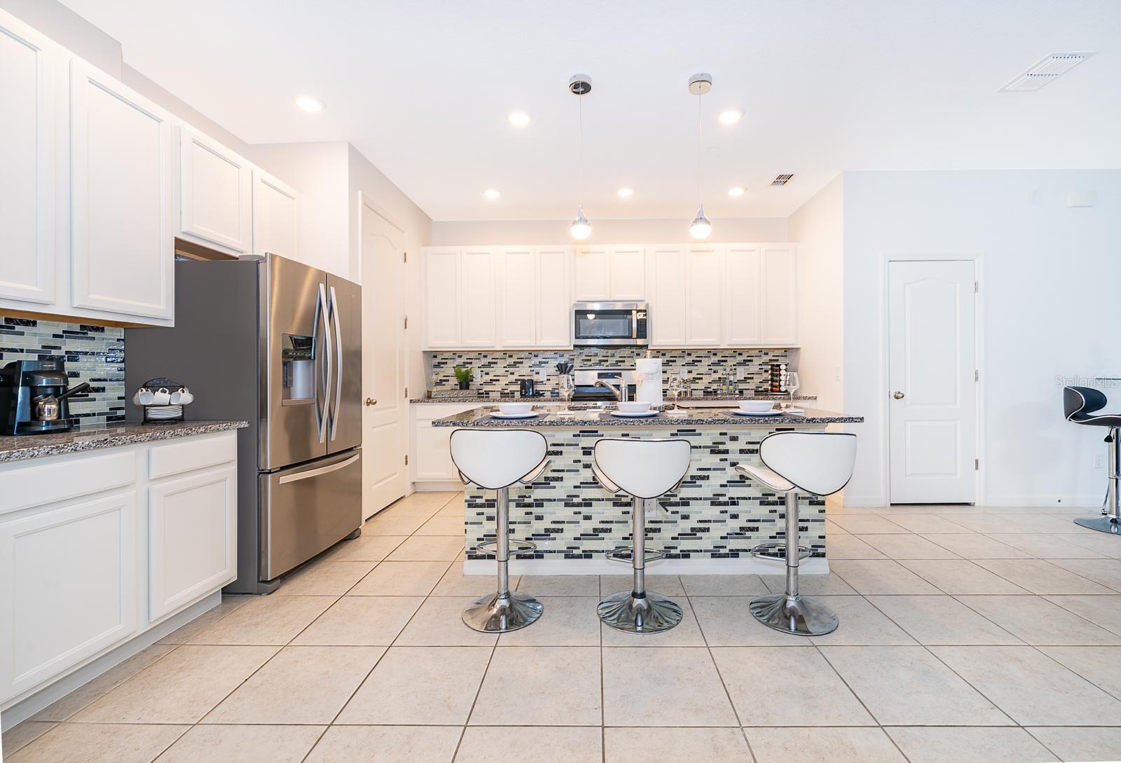 FESTIVAL PH 3 - Residential Lease