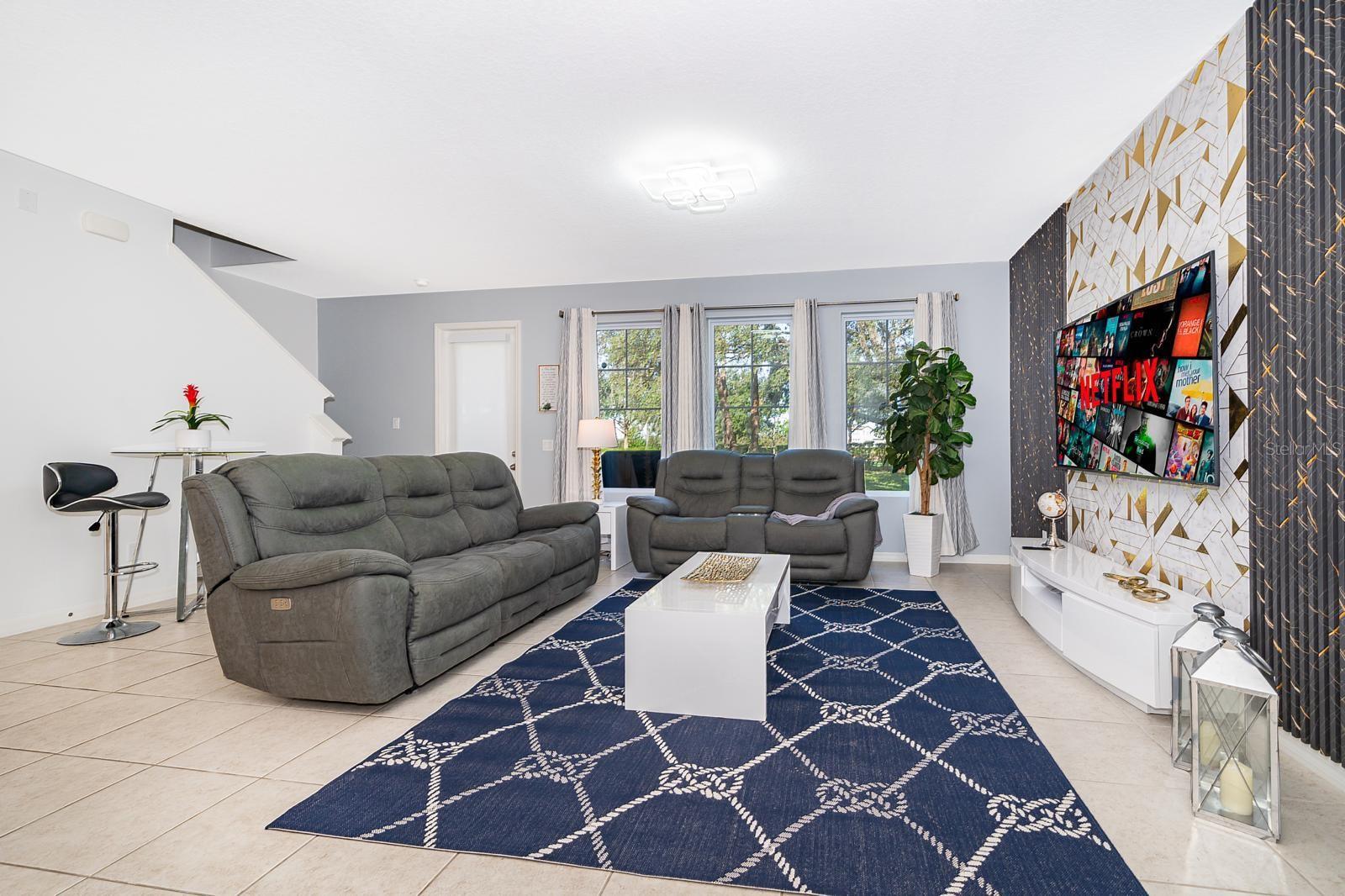 FESTIVAL PH 3 - Residential Lease