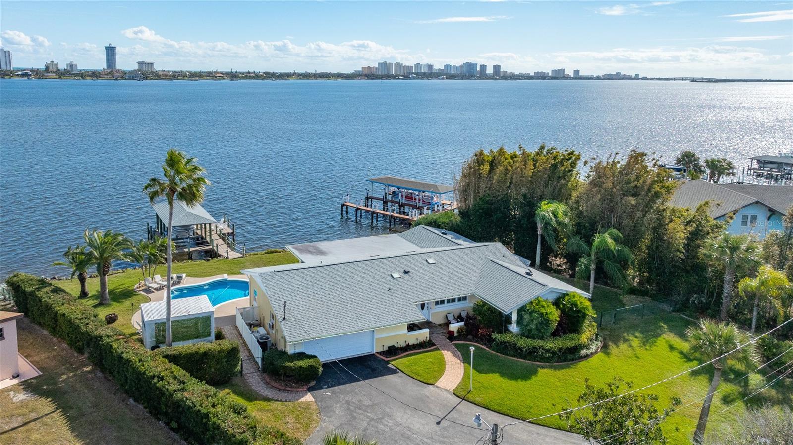 PALM HARBOR ESTATES - Residential