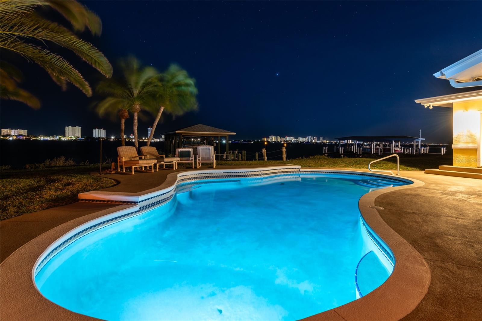 PALM HARBOR ESTATES - Residential