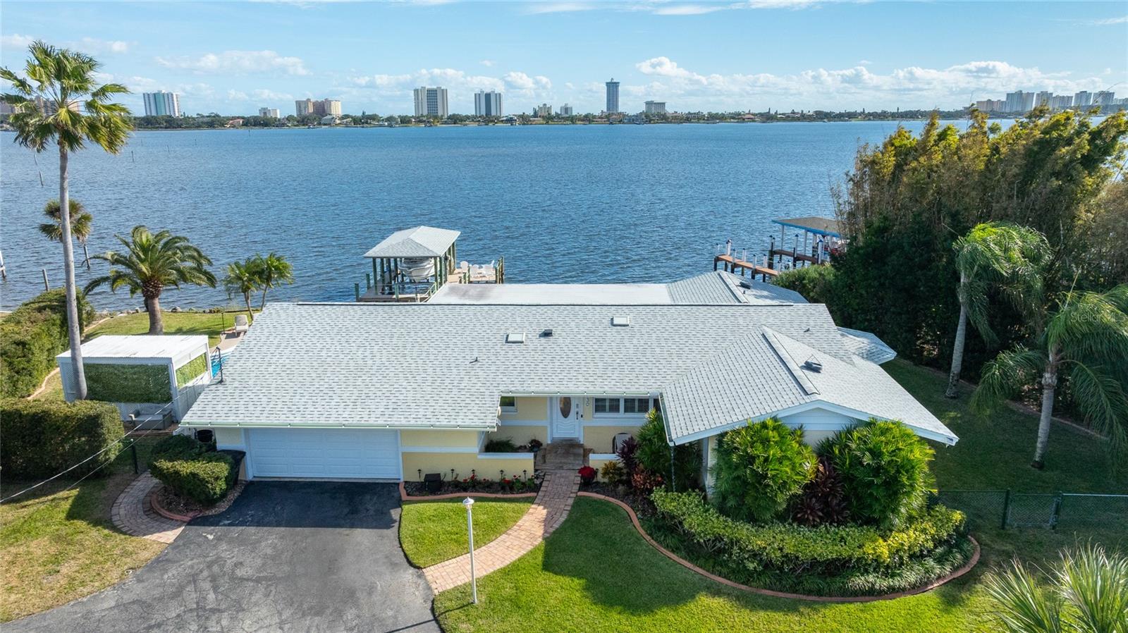 PALM HARBOR ESTATES - Residential