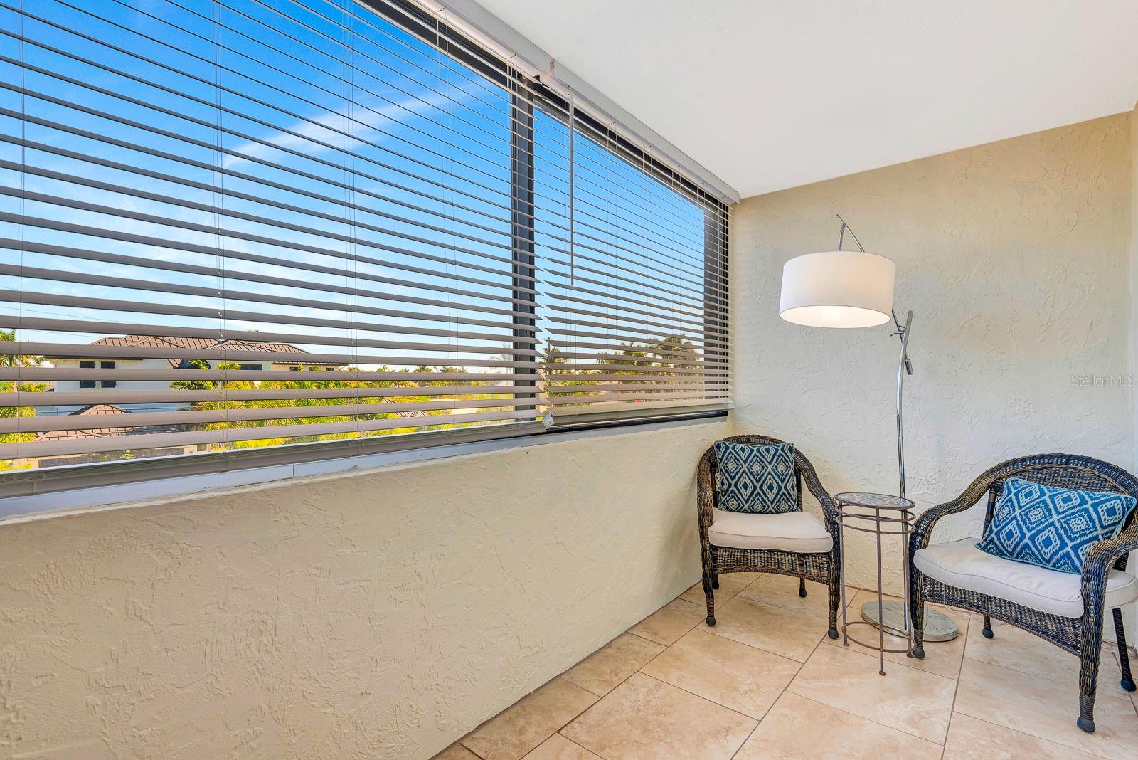 LIDO SHORES - Residential
