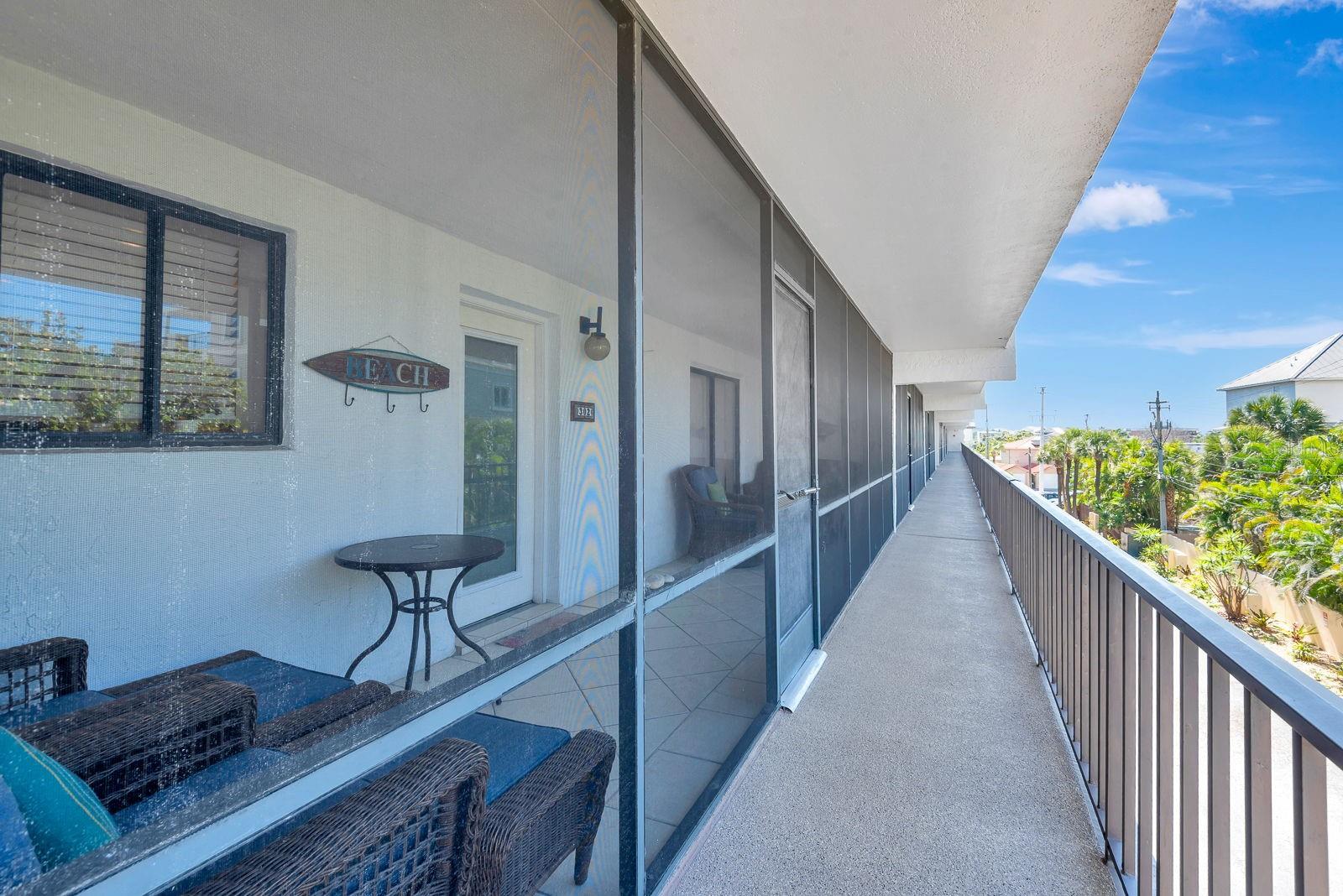 LIDO SHORES - Residential
