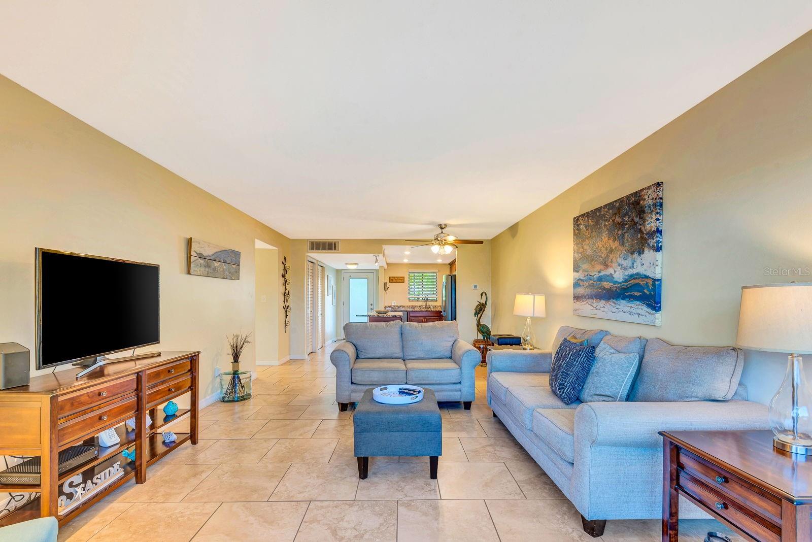 LIDO SHORES - Residential