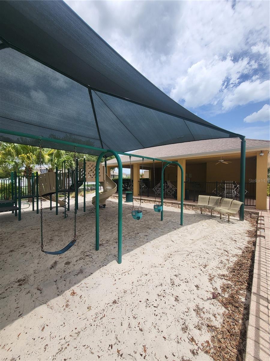 BAHIA LAKES PH 02 - Residential