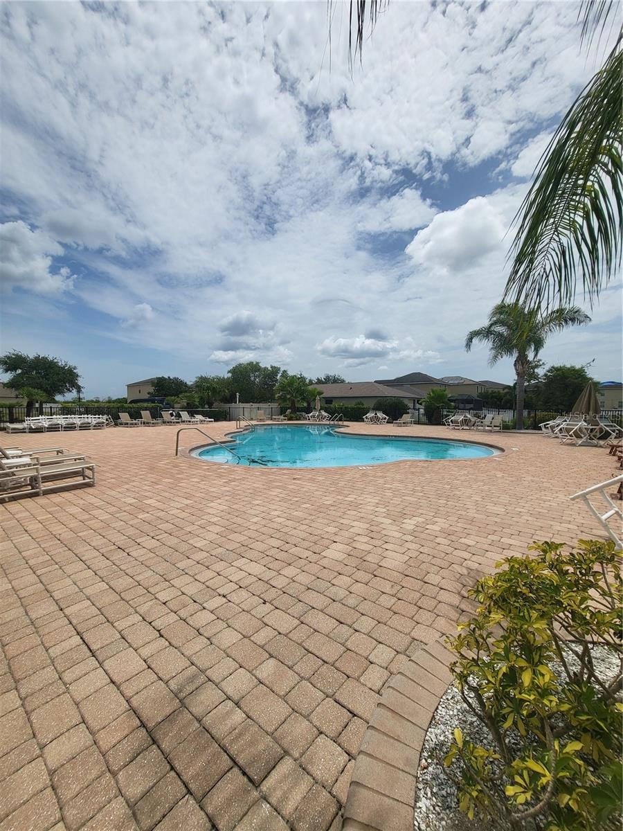 BAHIA LAKES PH 02 - Residential