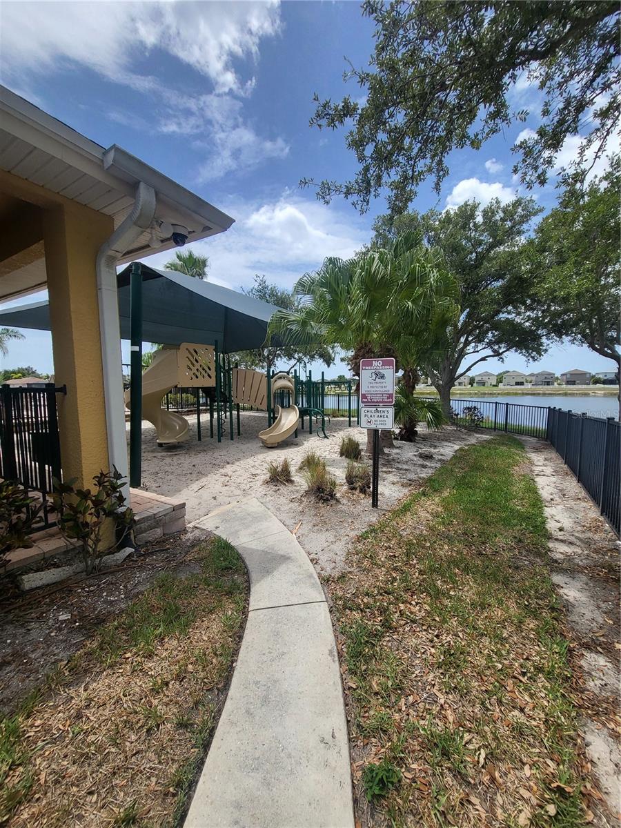 BAHIA LAKES PH 02 - Residential