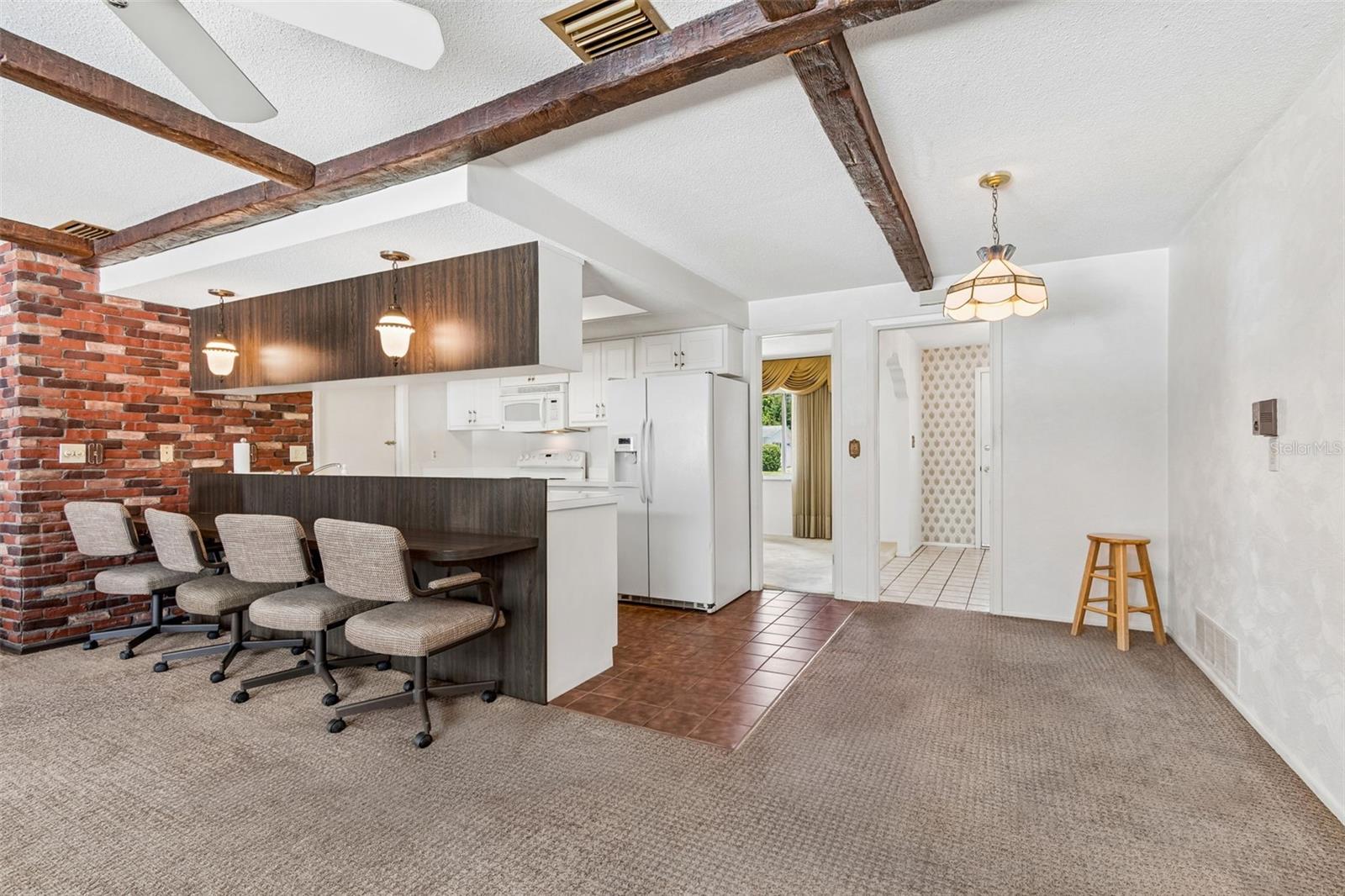 COLLEGE HILL PARK - Residential