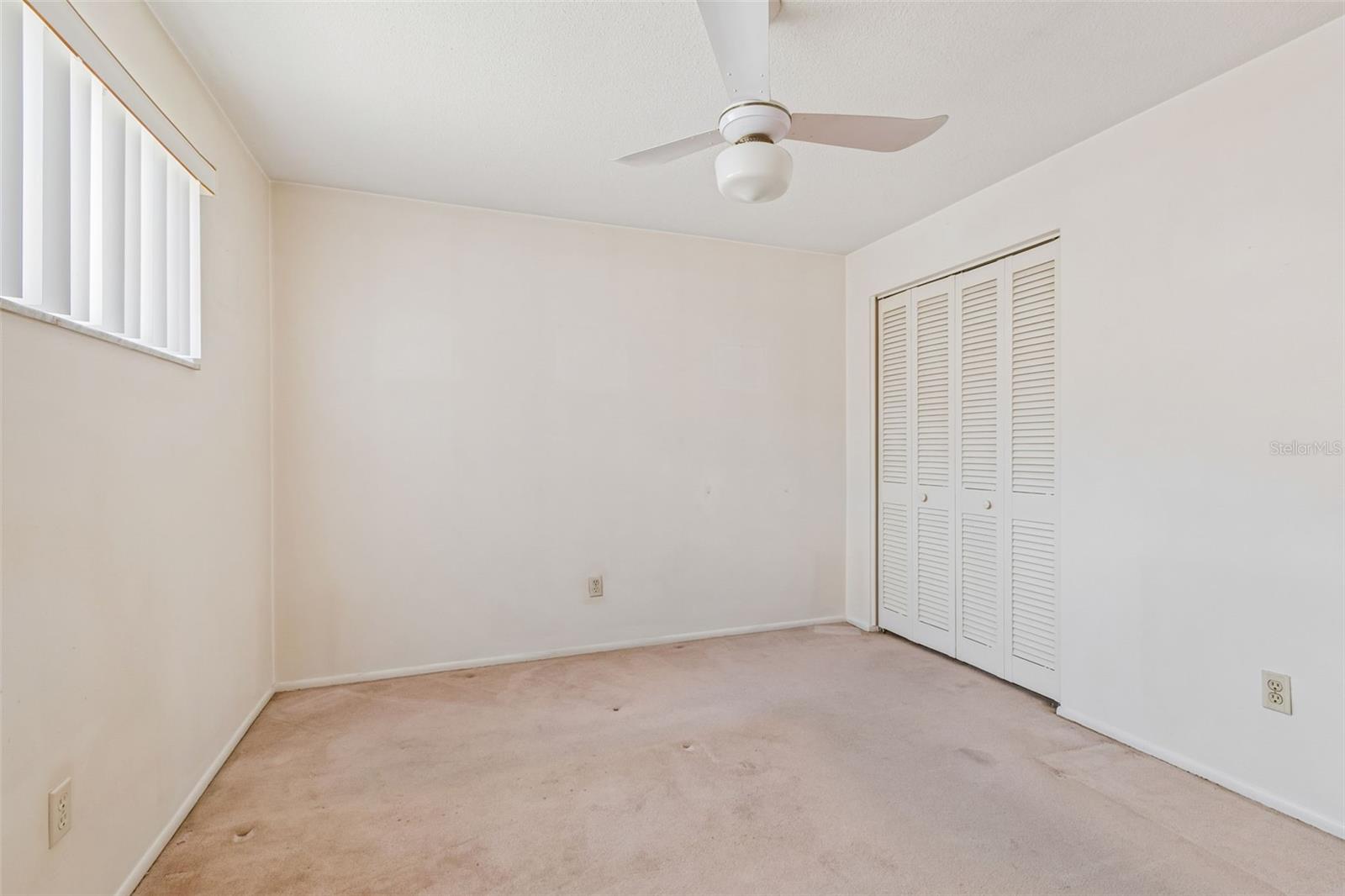 COLLEGE HILL PARK - Residential