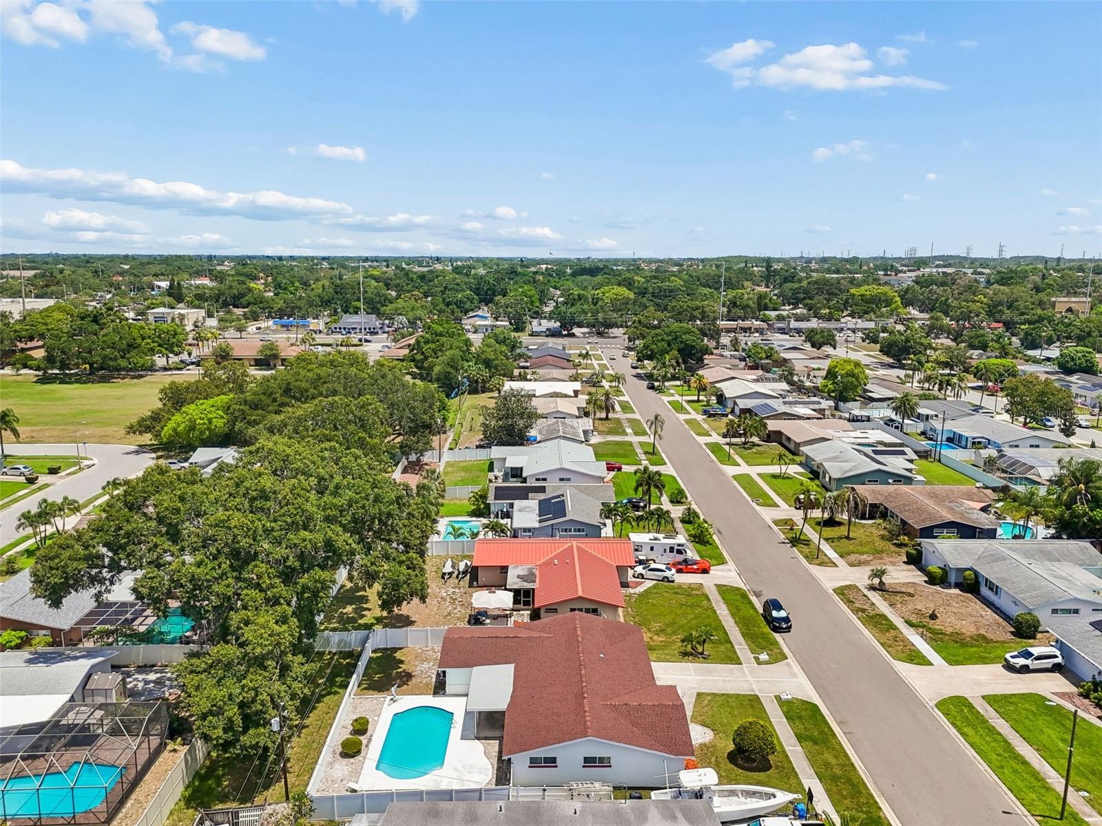 COLLEGE HILL PARK - Residential