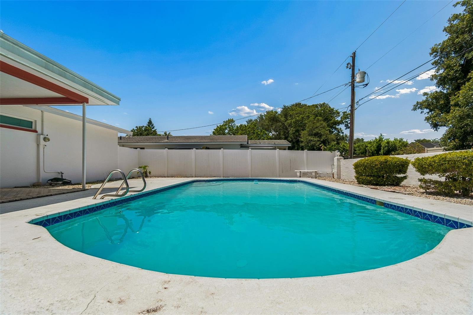 COLLEGE HILL PARK - Residential