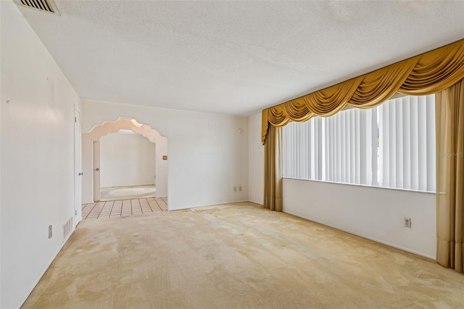 COLLEGE HILL PARK - Residential