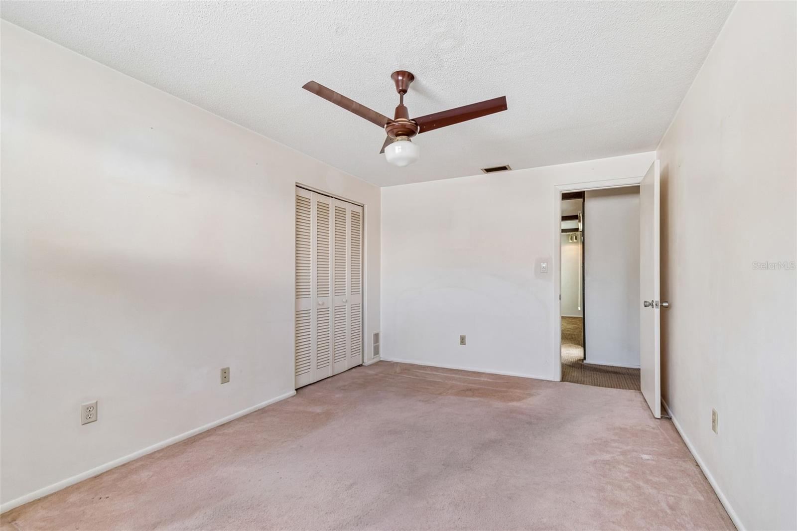 COLLEGE HILL PARK - Residential