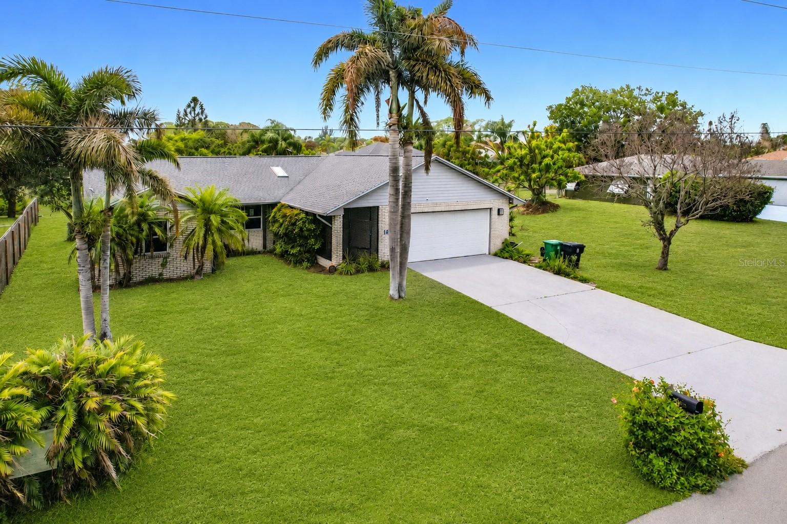 Seller offering up to $5,000 towards buyers closing costs (Contingent upon offer amount) 
Welcome to your Florida dream home! 3-bedroom, 2-bathroom pool home checks every box. Step outside and enjoy your private screened-in, heated in-ground pool, the perfect Florida retreat whether you're entertaining, unwinding after work, or soaking up the sunshine year-round. The split bedroom floor plan offers privacy, while soaring vaulted ceilings and an open layout make the home feel bright and spacious. Peace of mind comes built-in with a roof and HVAC both only 4 years old, two of the biggest ticket items already done for you. The kitchen comes fully equipped with a refrigerator, stove, dishwasher, and microwave. The primary suite features a walk-in closet and spa-style Roman tub, while the two secondary bedrooms offer comfortable reach-in closets. No HOA means no restrictions and no extra fees, bring your boat, your RV, or whatever you love. Public water and sewer for added convenience. Located in the heart of Port St. Lucie on the beautiful Treasure Coast, minutes from world-class golf at PGA Village, Clover Park (spring home of the NY Mets), Savannas Preserve State Park, top-rated dining and shopping, and easy access to I-95 and the Florida Turnpike. The beach is just a short drive away. Homes like this don't last, schedule your showing today!