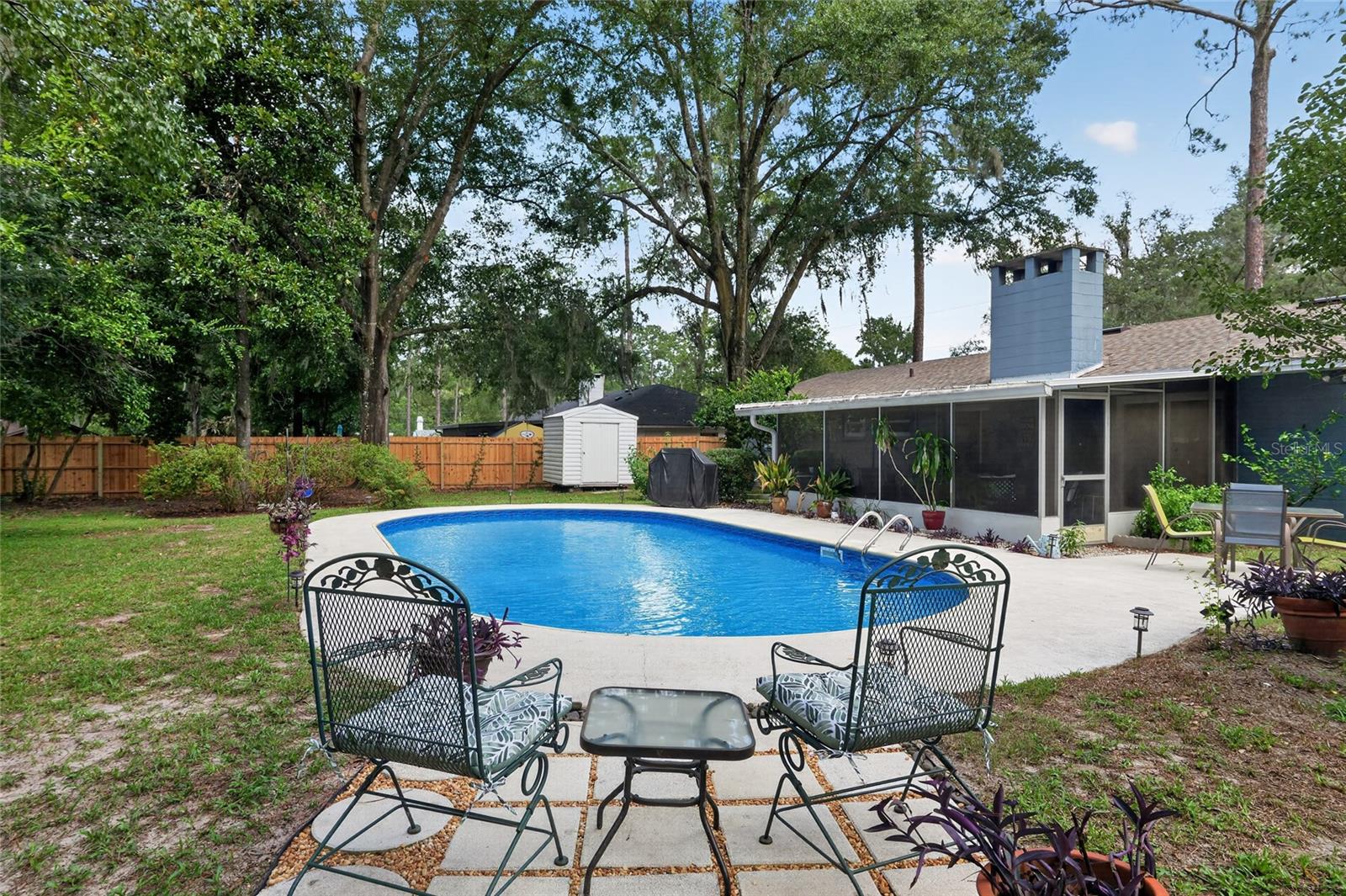 VALLEY THE - Residential