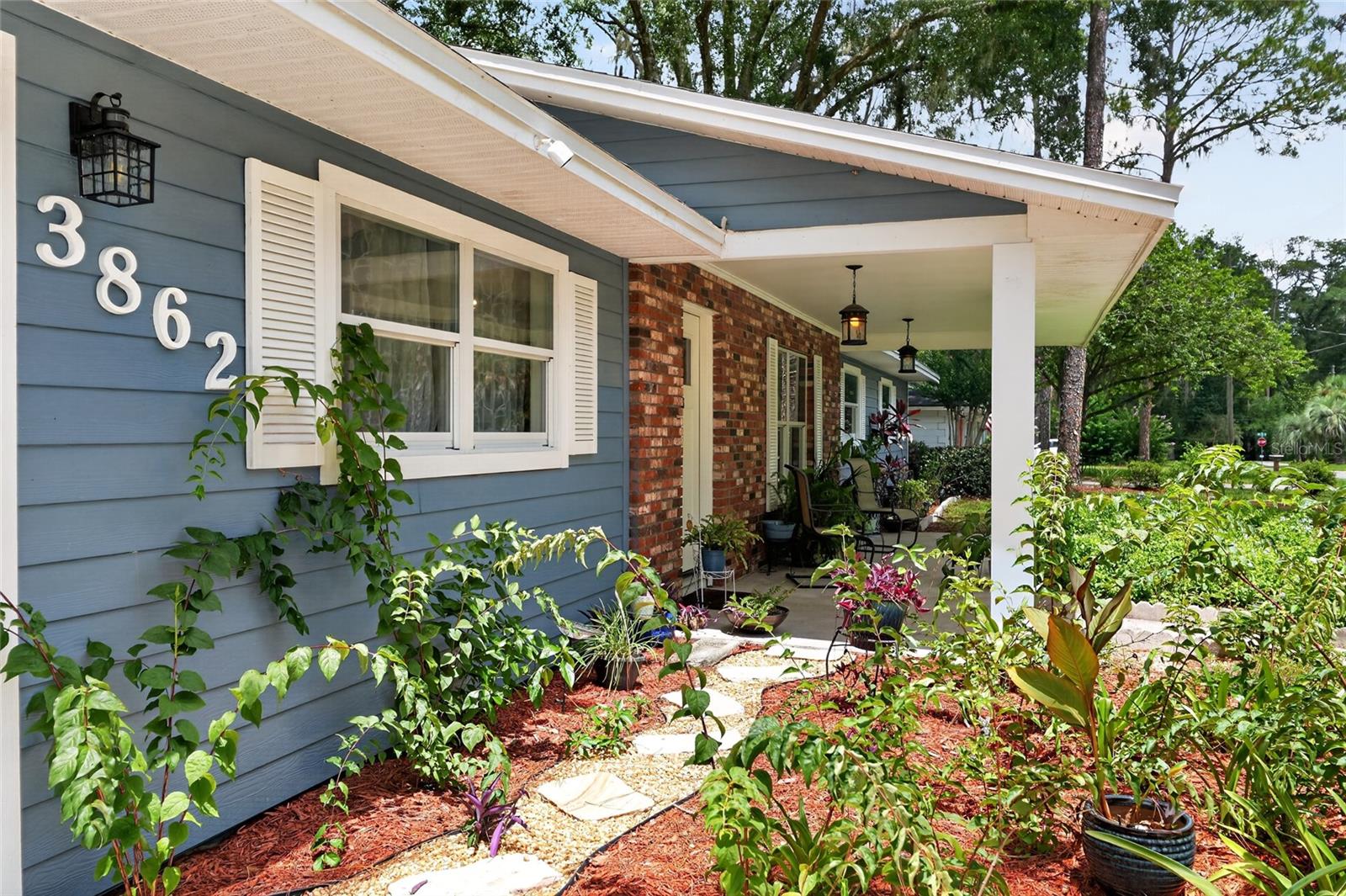 VALLEY THE - Residential
