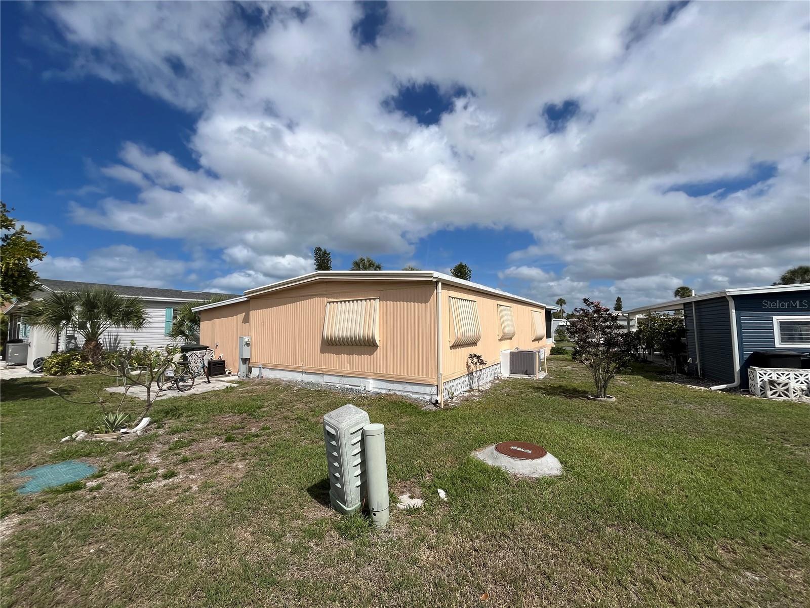 VENICE ISLE - Residential