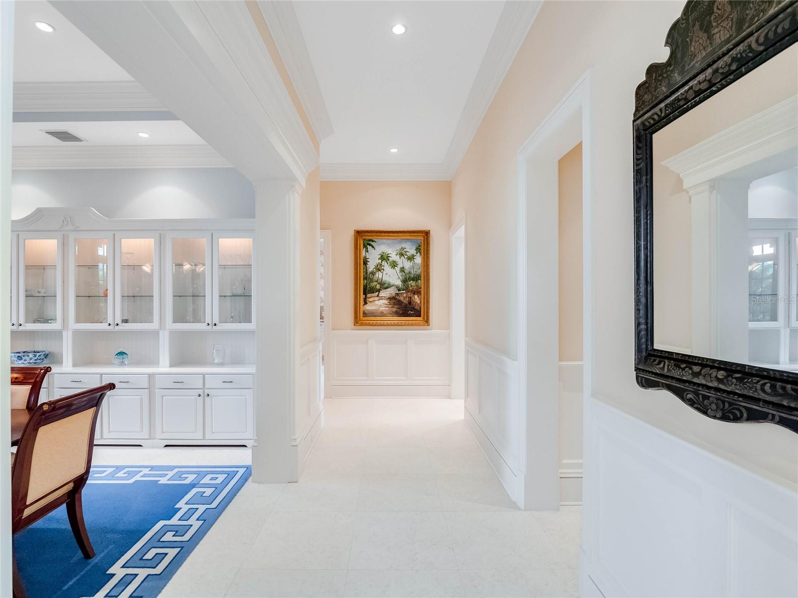THE MOORINGS - Residential