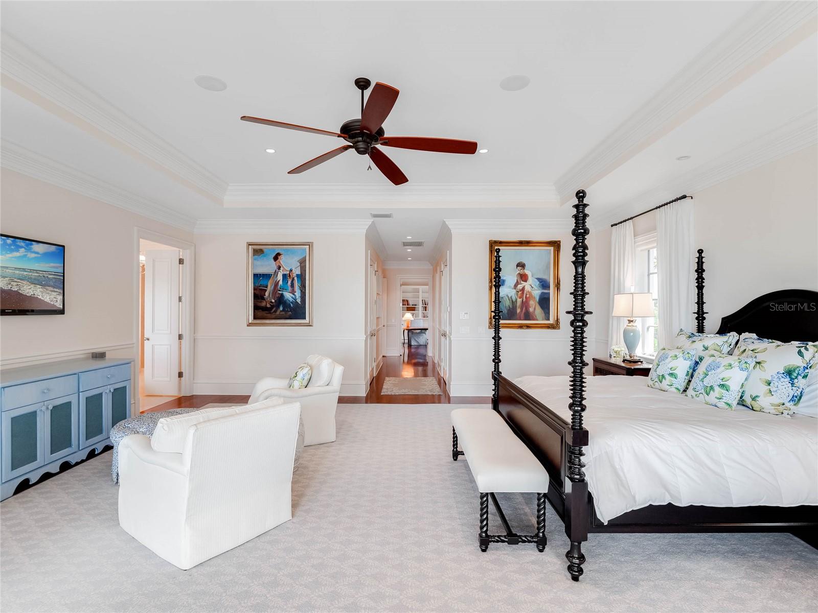THE MOORINGS - Residential