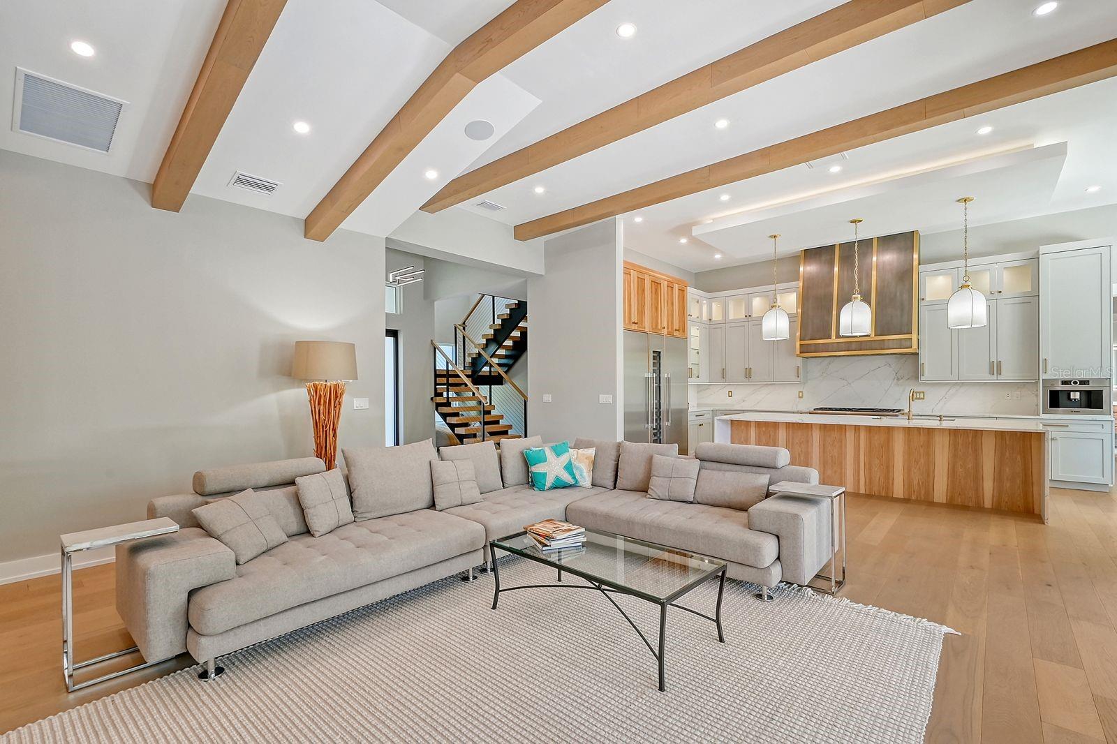 BAY ISLES - Residential
