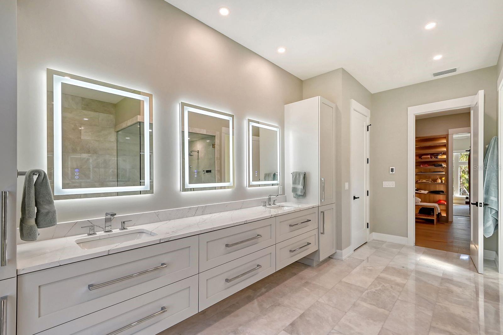 BAY ISLES - Residential