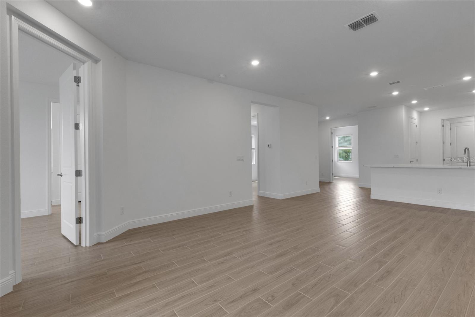 SWEETWATER AT LAKEWOOD RANCH PH I & II - Residential