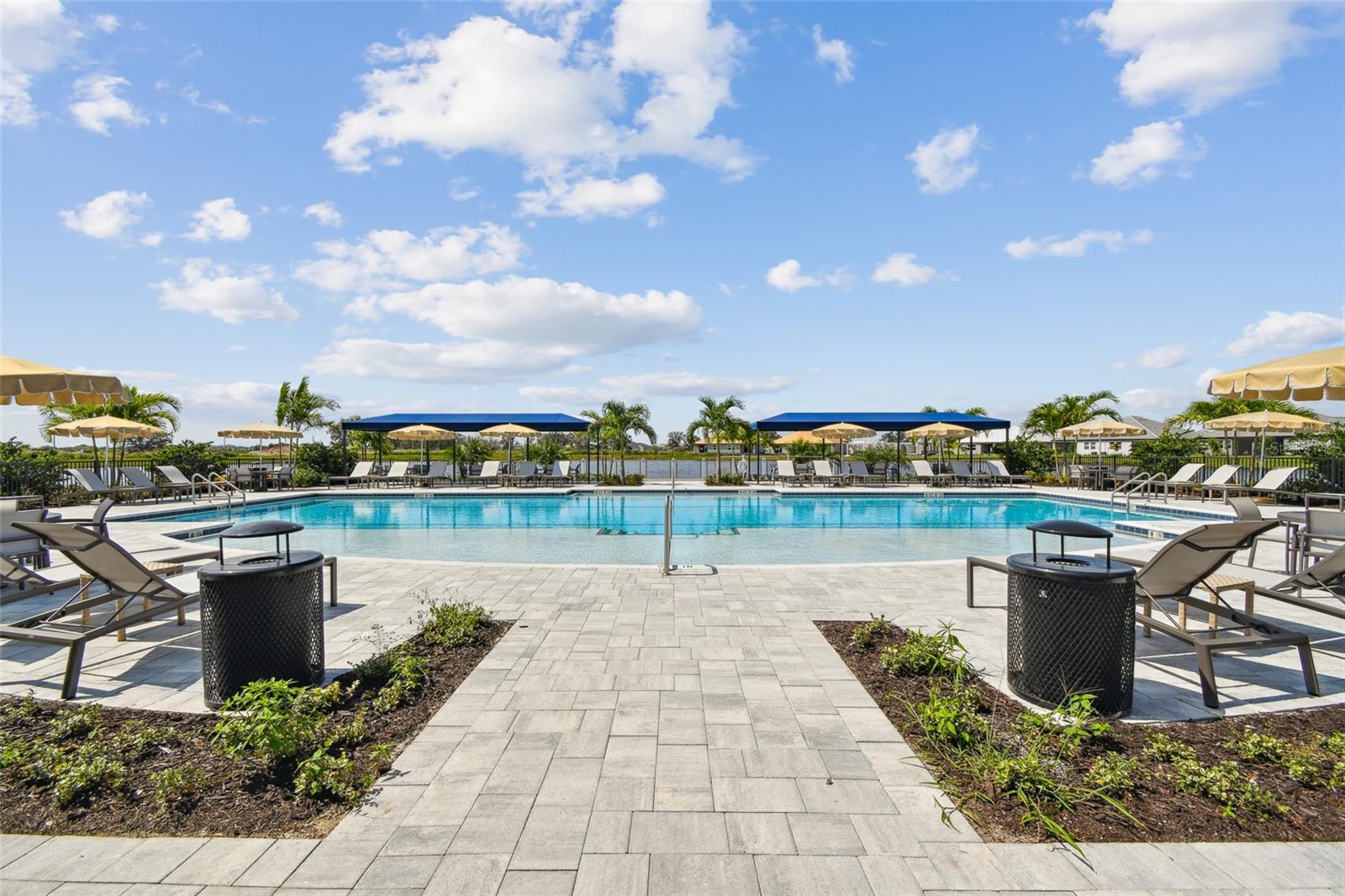 SWEETWATER AT LAKEWOOD RANCH PH I & II - Residential