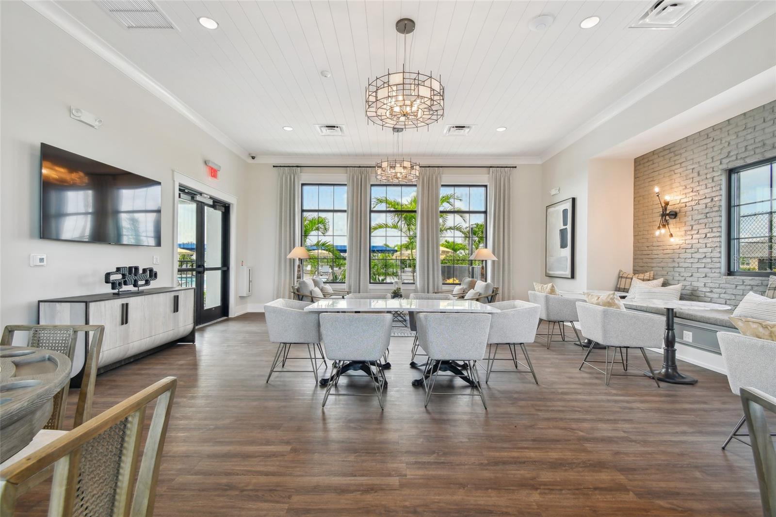 SWEETWATER AT LAKEWOOD RANCH PH I & II - Residential