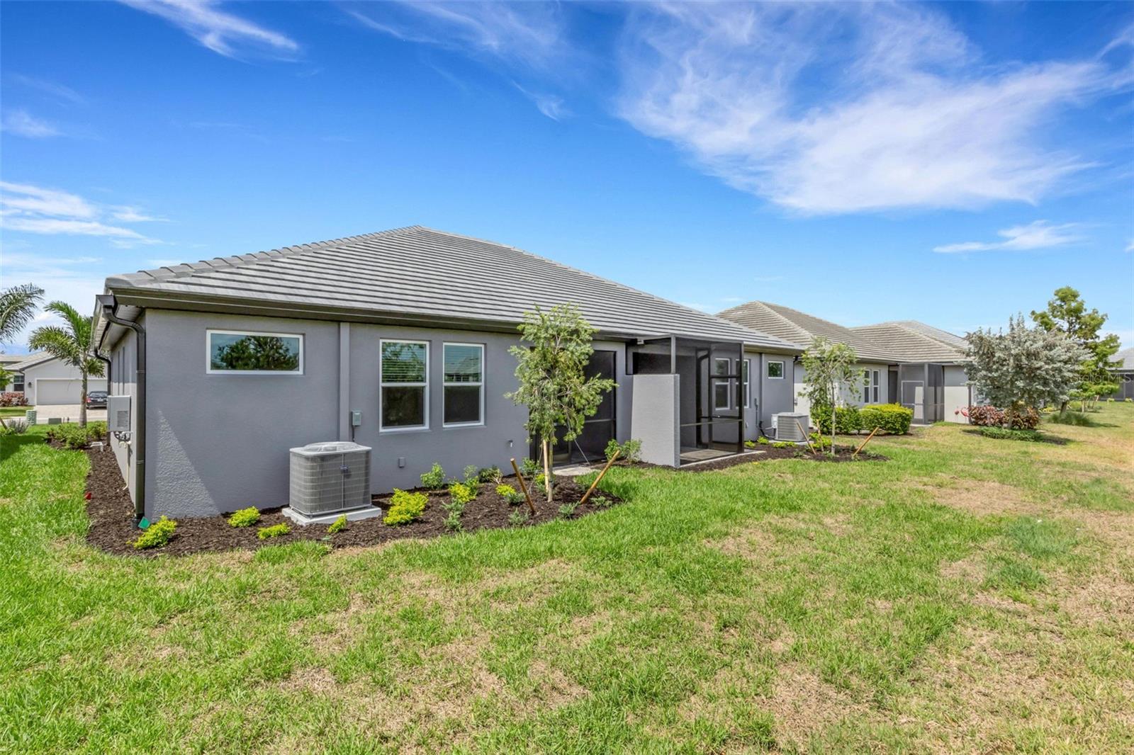 SWEETWATER AT LAKEWOOD RANCH PH I & II - Residential