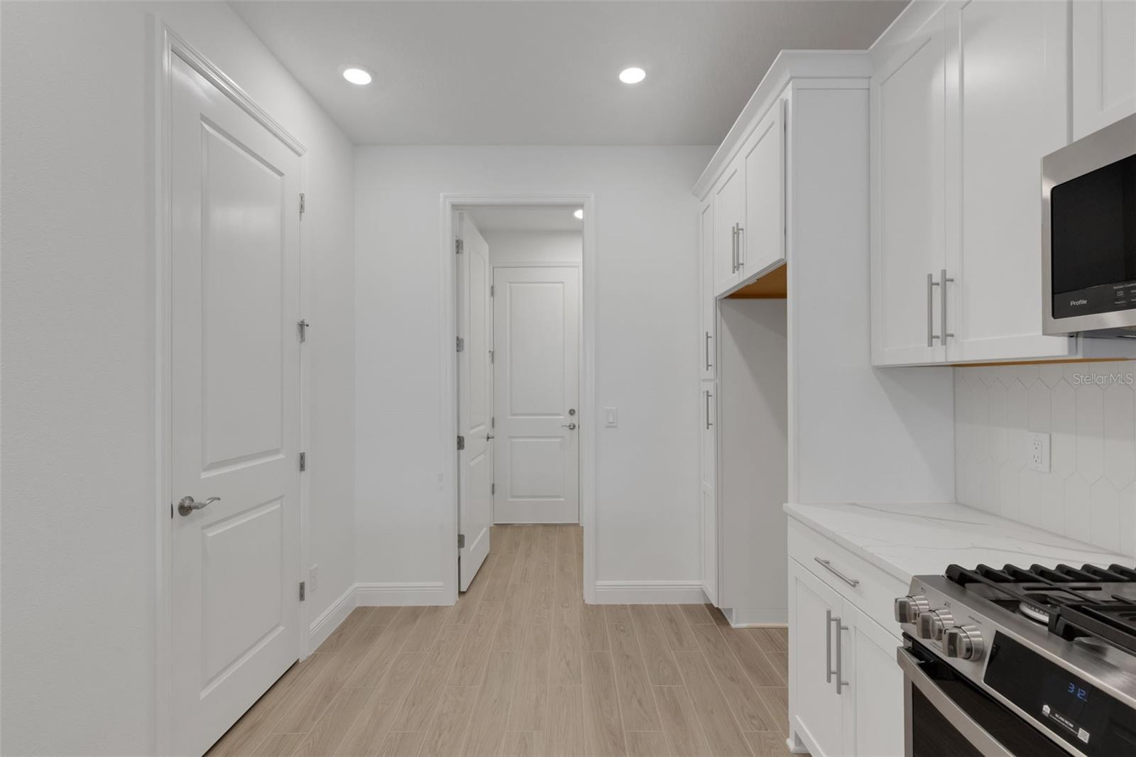 SWEETWATER AT LAKEWOOD RANCH PH I & II - Residential