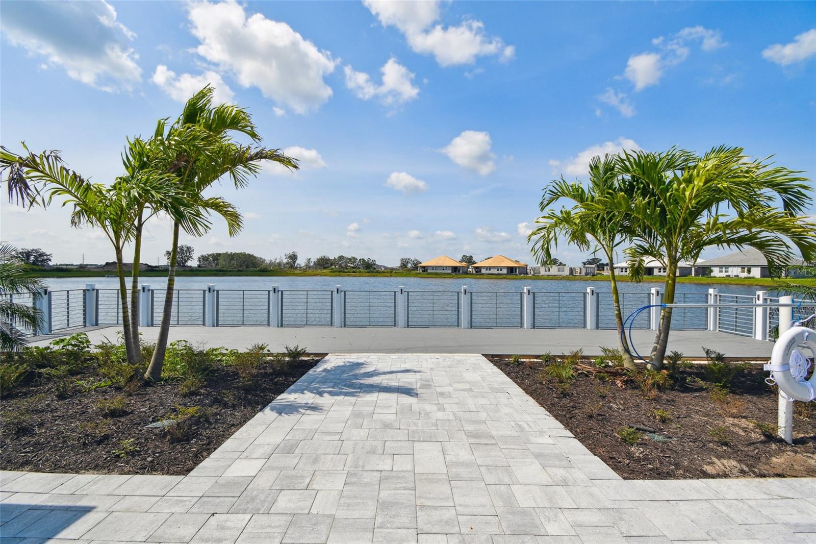 SWEETWATER AT LAKEWOOD RANCH PH I & II - Residential