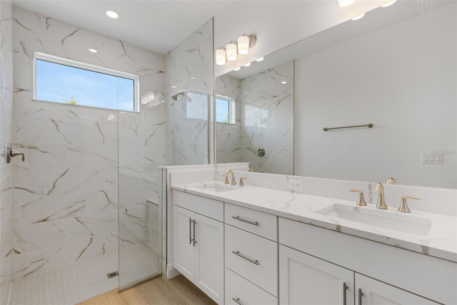 SWEETWATER AT LAKEWOOD RANCH PH I & II - Residential
