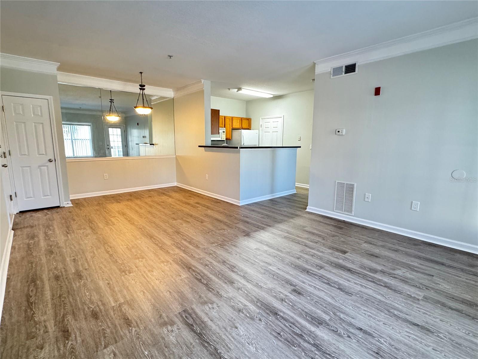 THE PALMS OF CORTEZ - Residential Lease