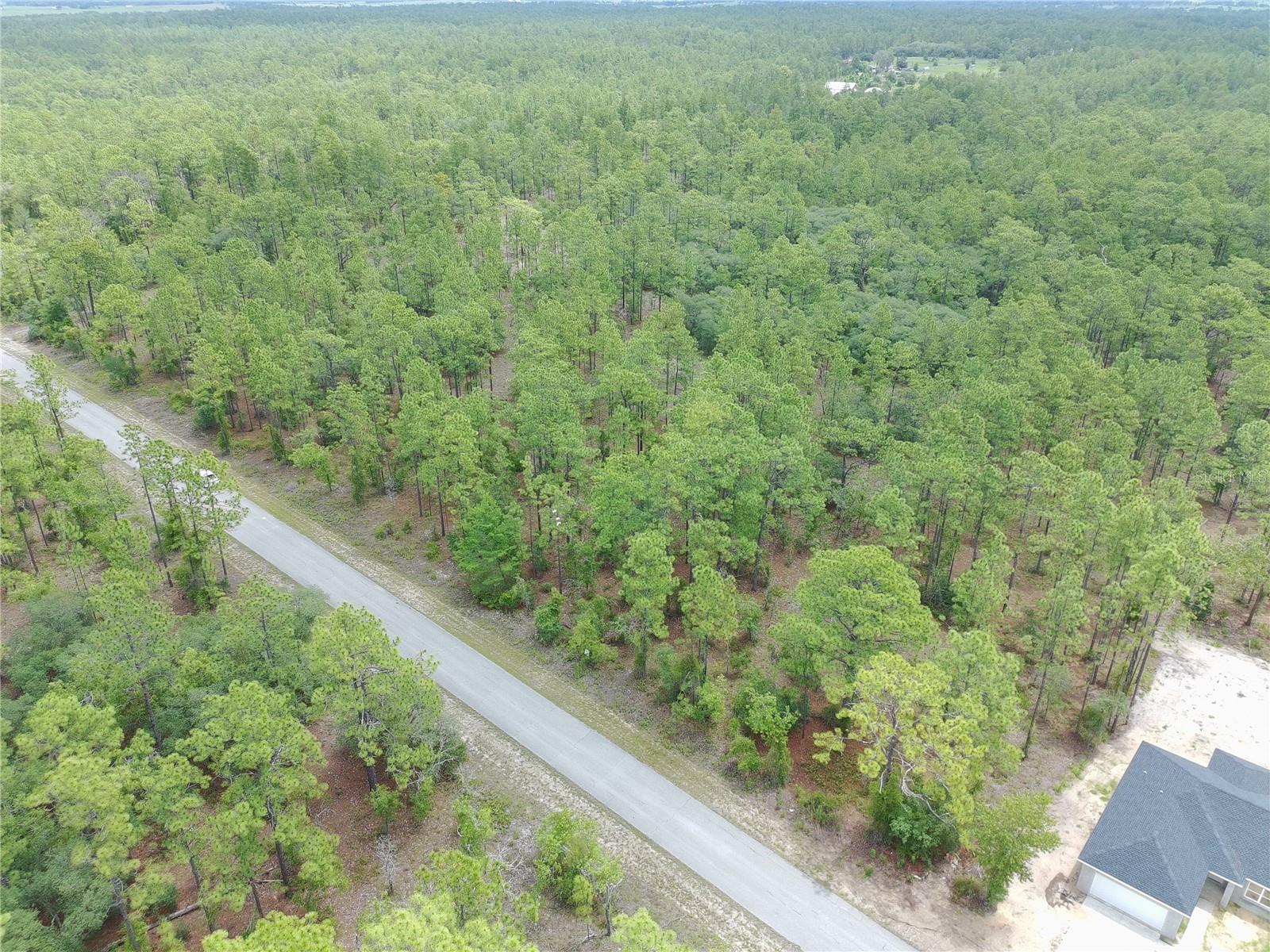 RAINBOW LAKES ESTATE - Land