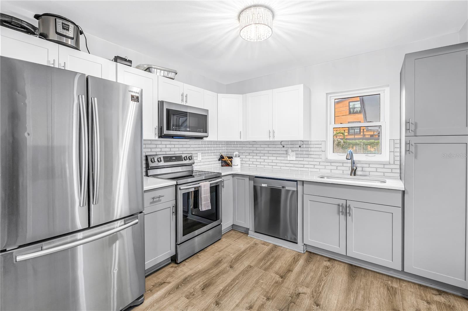 PARK VIEW HEIGHTS - Residential