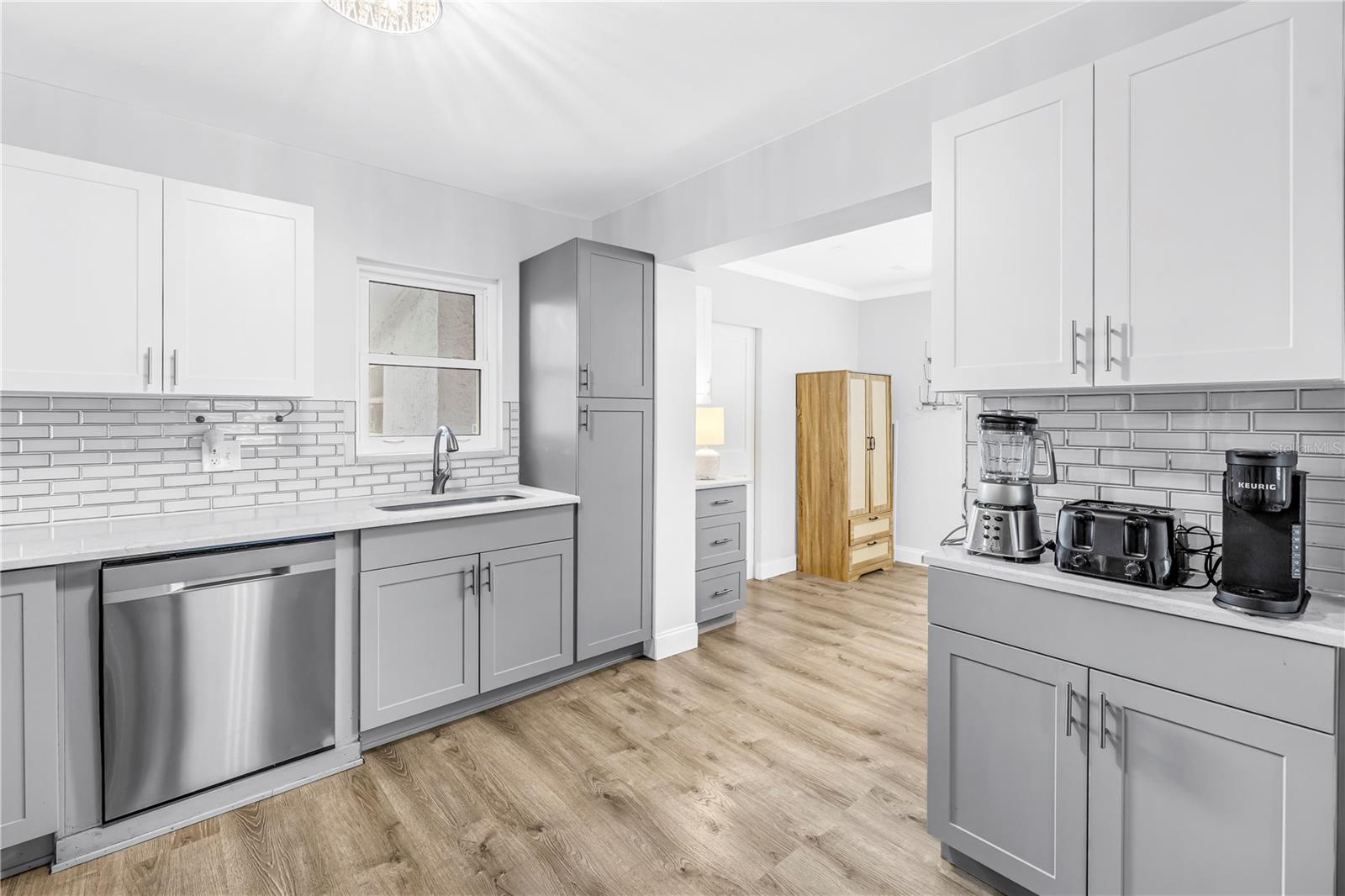 PARK VIEW HEIGHTS - Residential