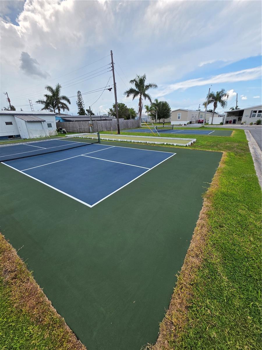 FAIR LANE ACRES FIRST ADD - Residential