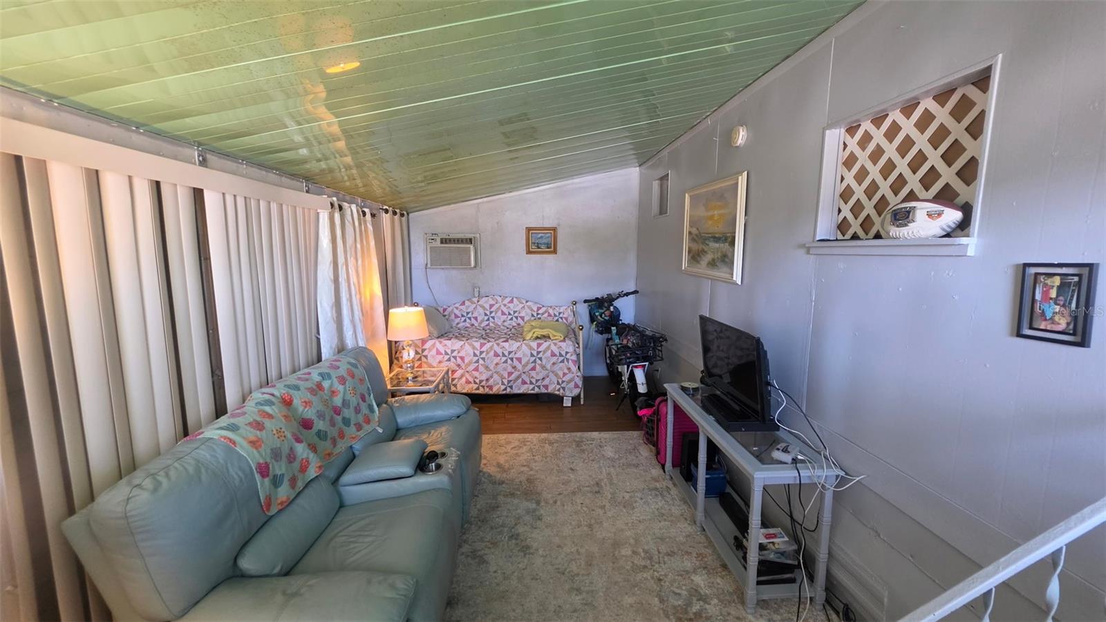 FAIR LANE ACRES FIRST ADD - Residential