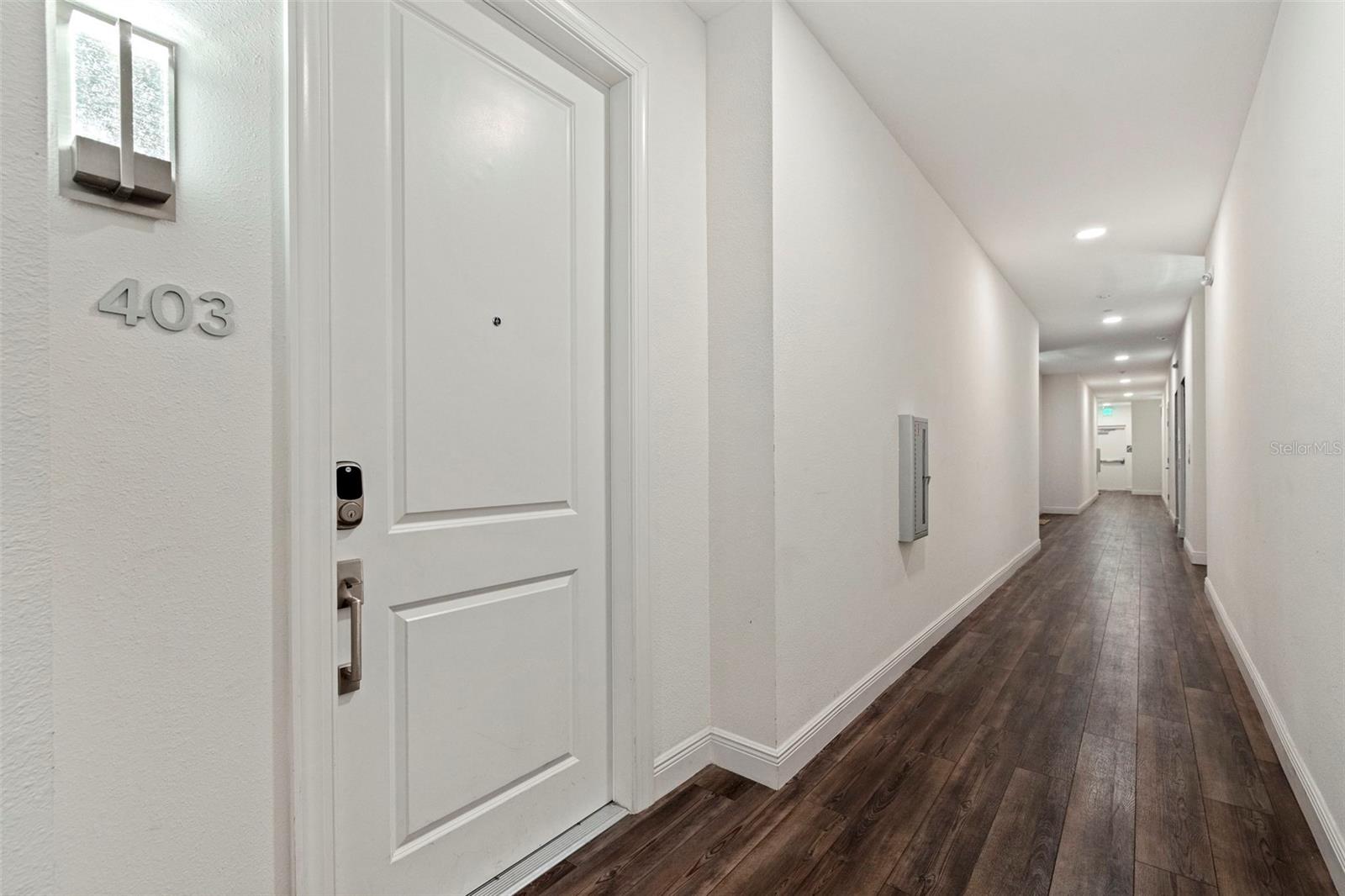 DOMUS URBANA CONDO - Residential