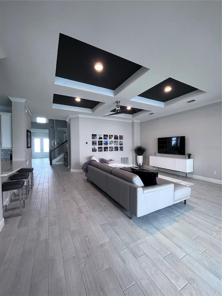 WEST LAKE HANCOCK ESTATES - Residential