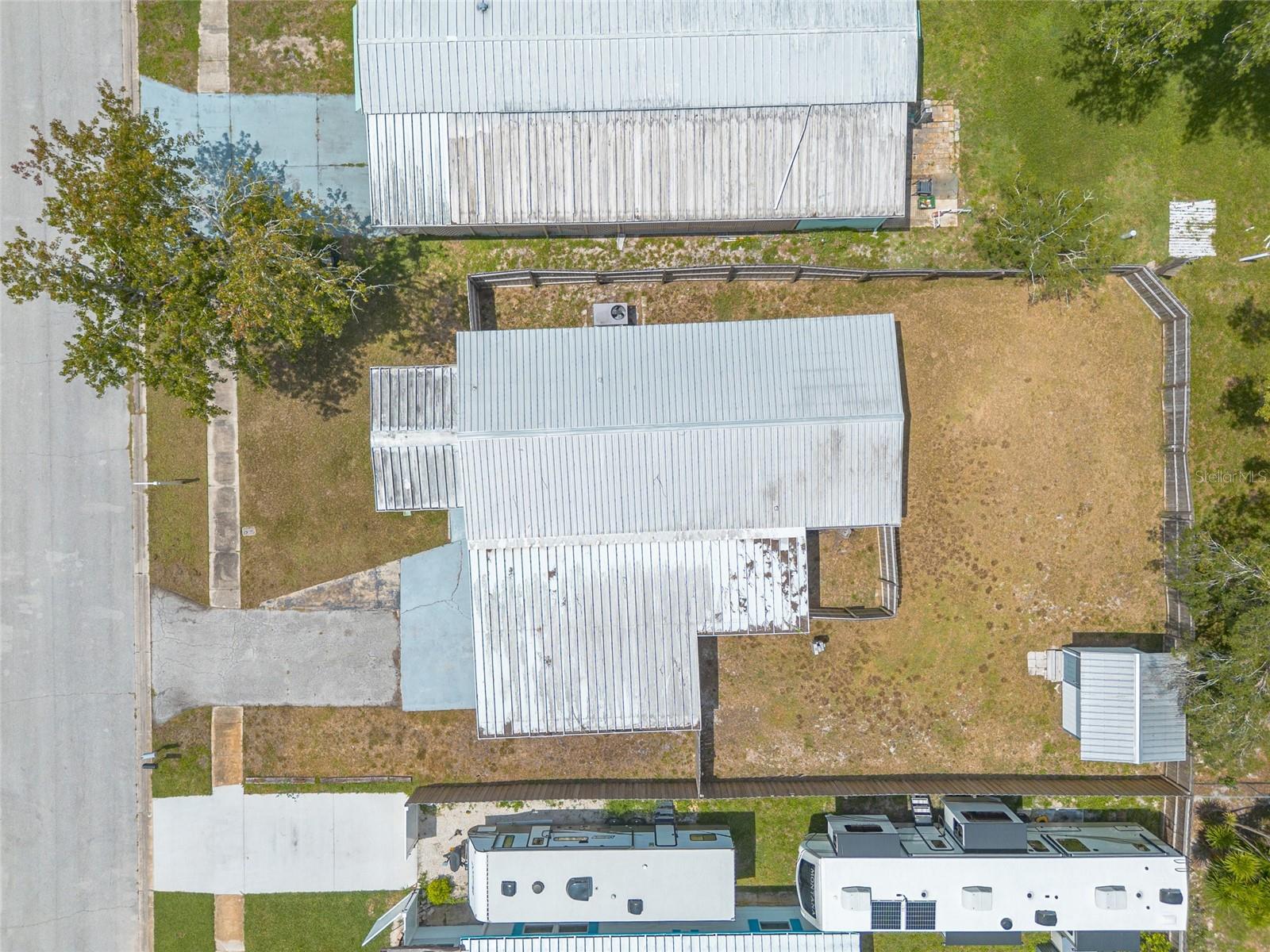 BAREFOOT PARK - Residential