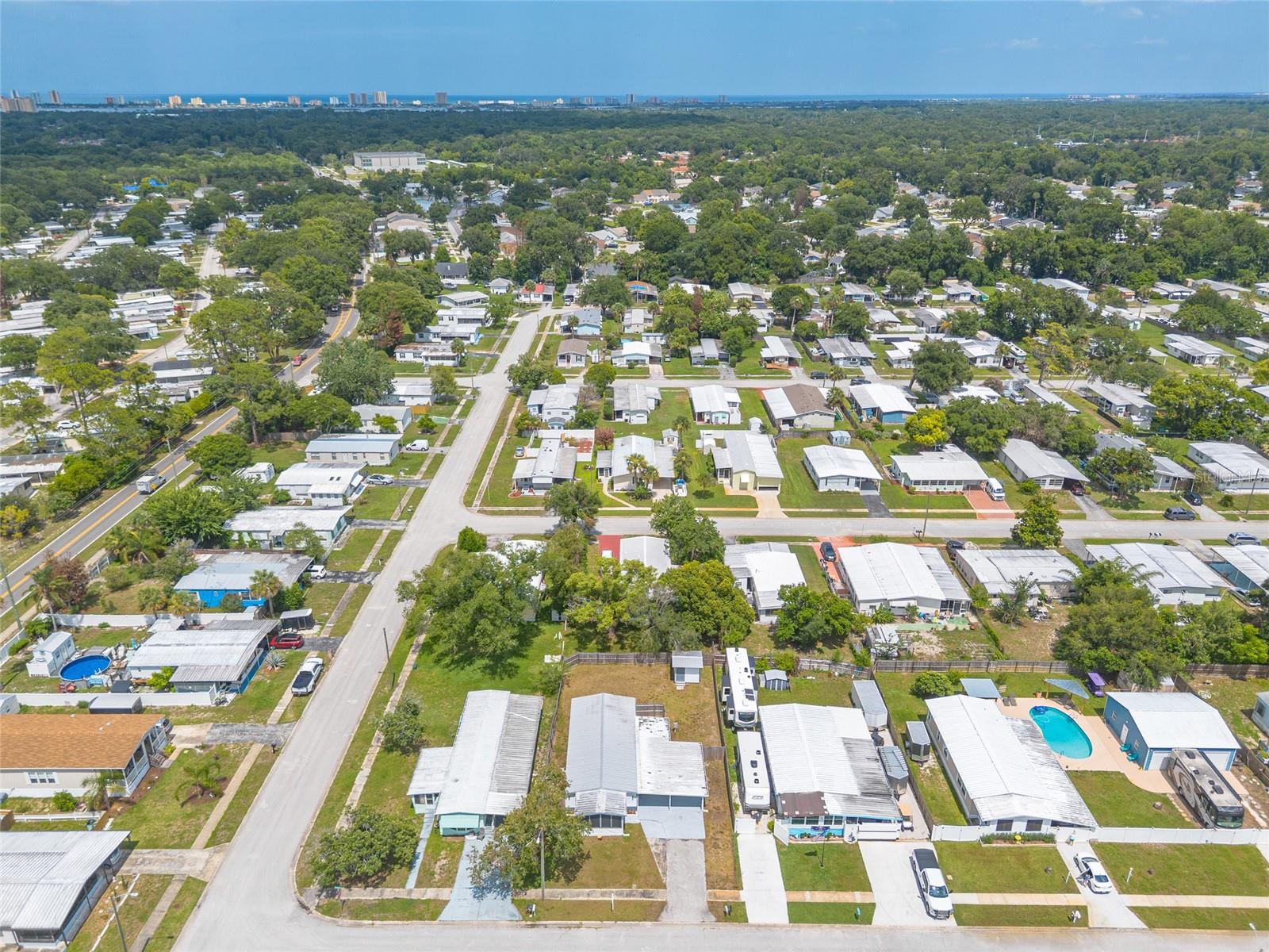 BAREFOOT PARK - Residential